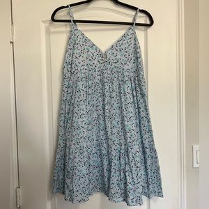 Baby blue / floral. Adjustable strap mini dress